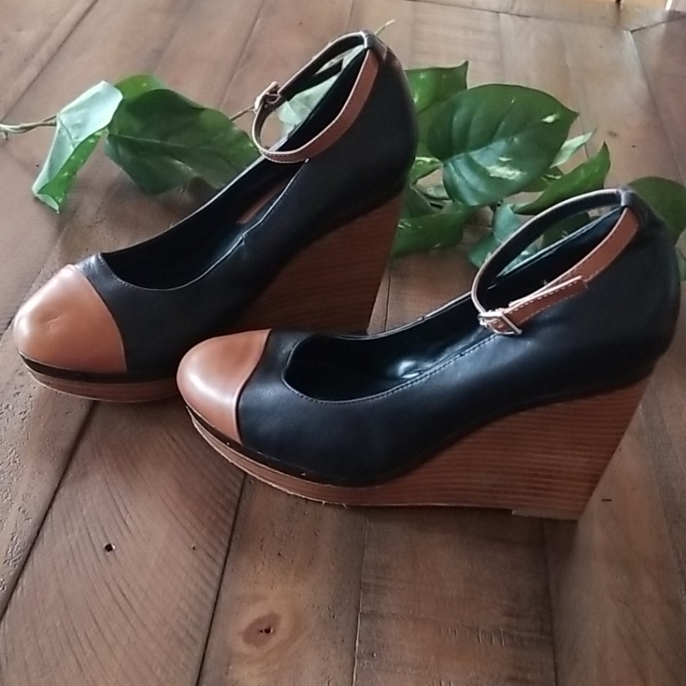 White House Black Market Wedges - Size 7.5